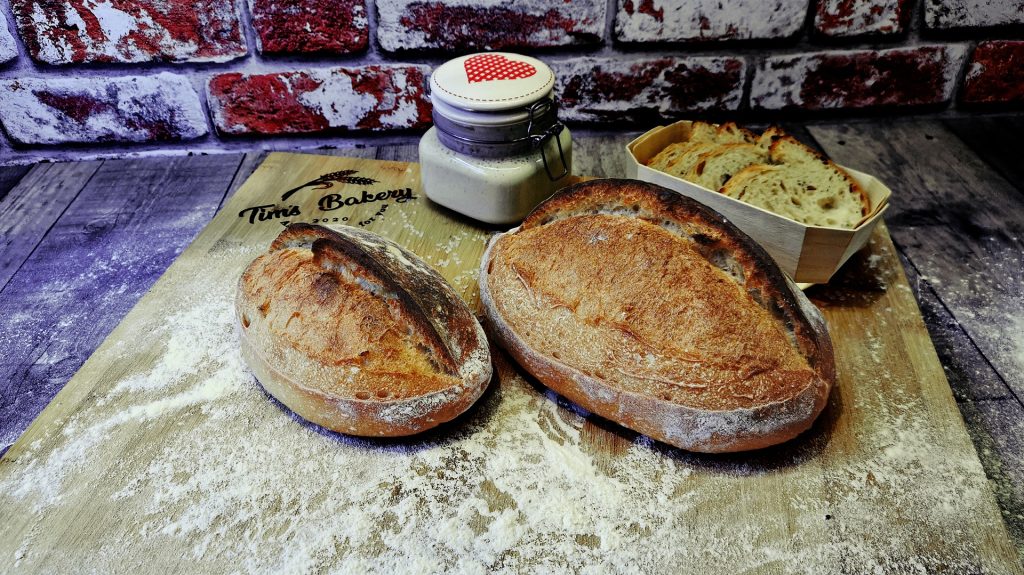 White Sourdough Small Cob
